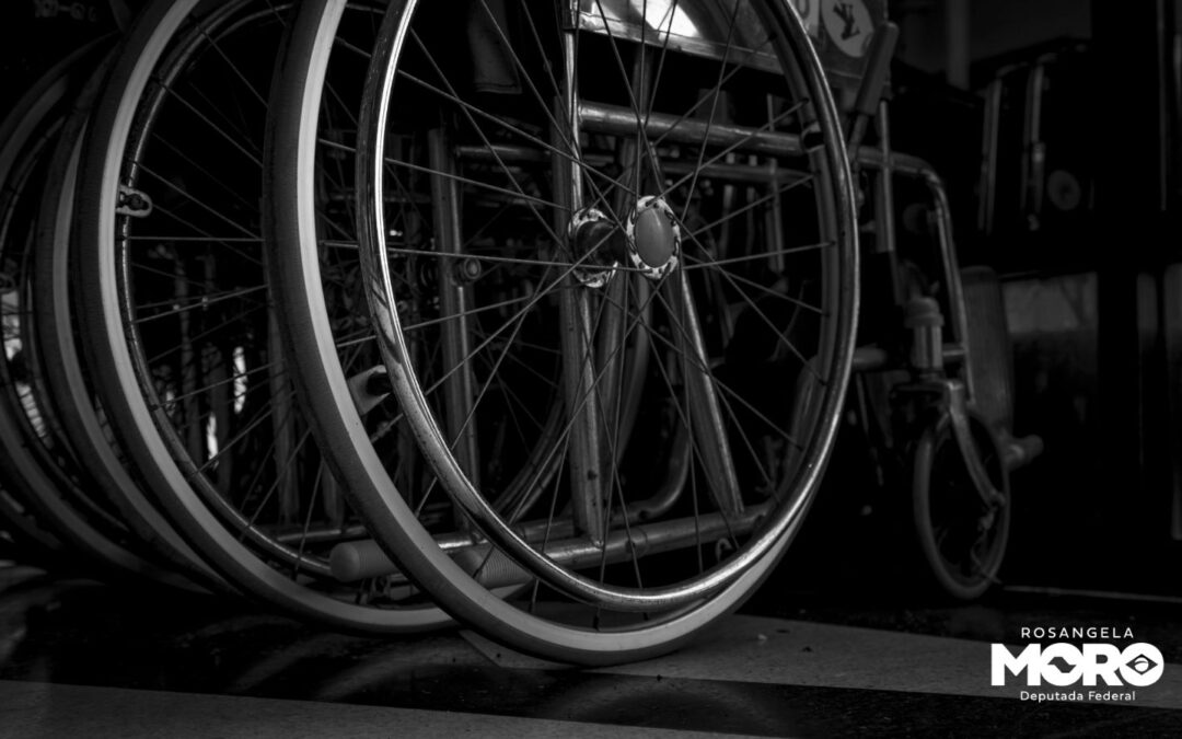 Projeto propõe aumento de pena para crimes contra pessoas com deficiência